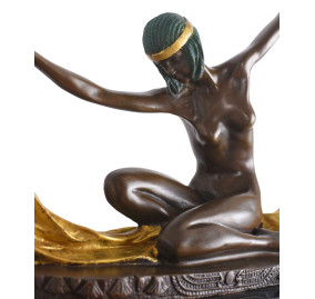 ISIS THE POWERFUL HEALER STATUE