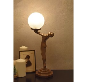 GLOBES OF METROPOLIS FEMALE LAMP